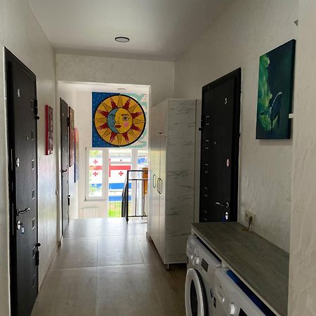 Sun And Moon Aparthotel Batumi Luaran gambar